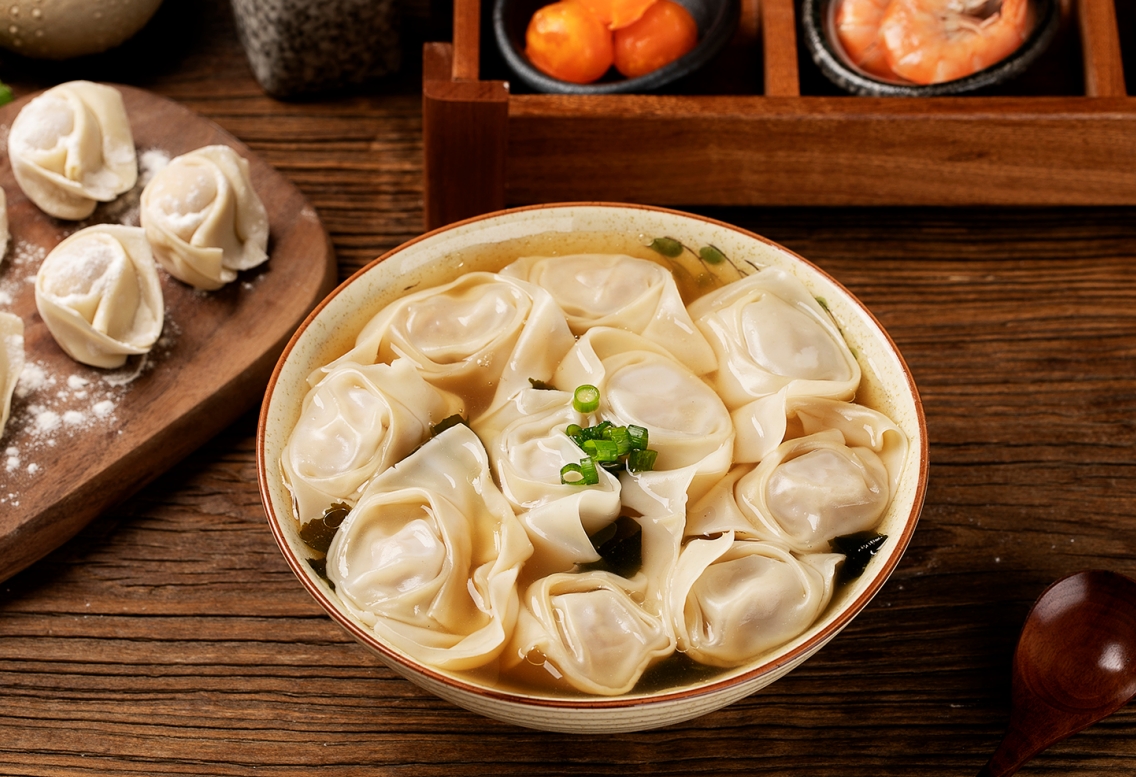 餛飩代工廠直供：餐飲降本 40% 的規模化生產秘笈